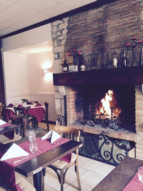Hotel Du Commerce Bar-sur-Seine Εξωτερικό φωτογραφία